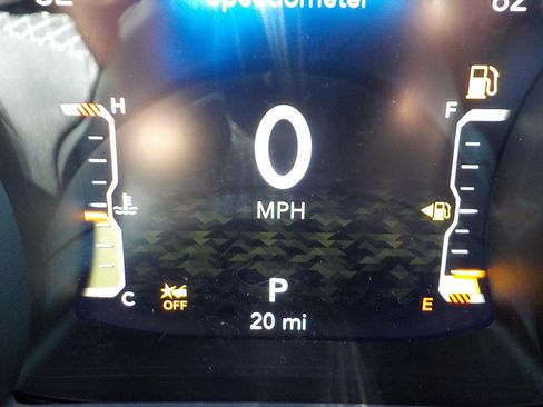 Used 2025 Jeep Wrangler Sport AWD/4WD image 16