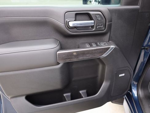 Used 2020 Chevrolet Silverado 3500 LTZ w/ LTZ Premium Package image 10