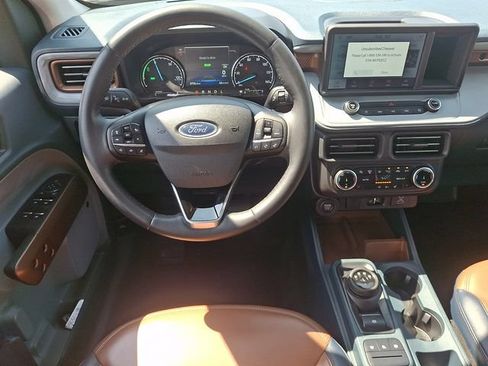 Used 2024 Ford Maverick Lariat FWD image 11