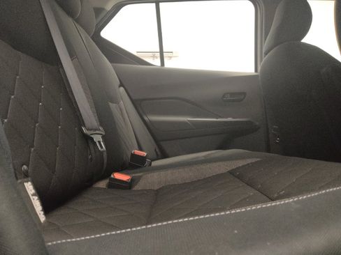 Used 2020 Nissan Kicks S FWD image 19