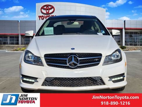 Used 2014 Mercedes-Benz C 250 Coupe image 2