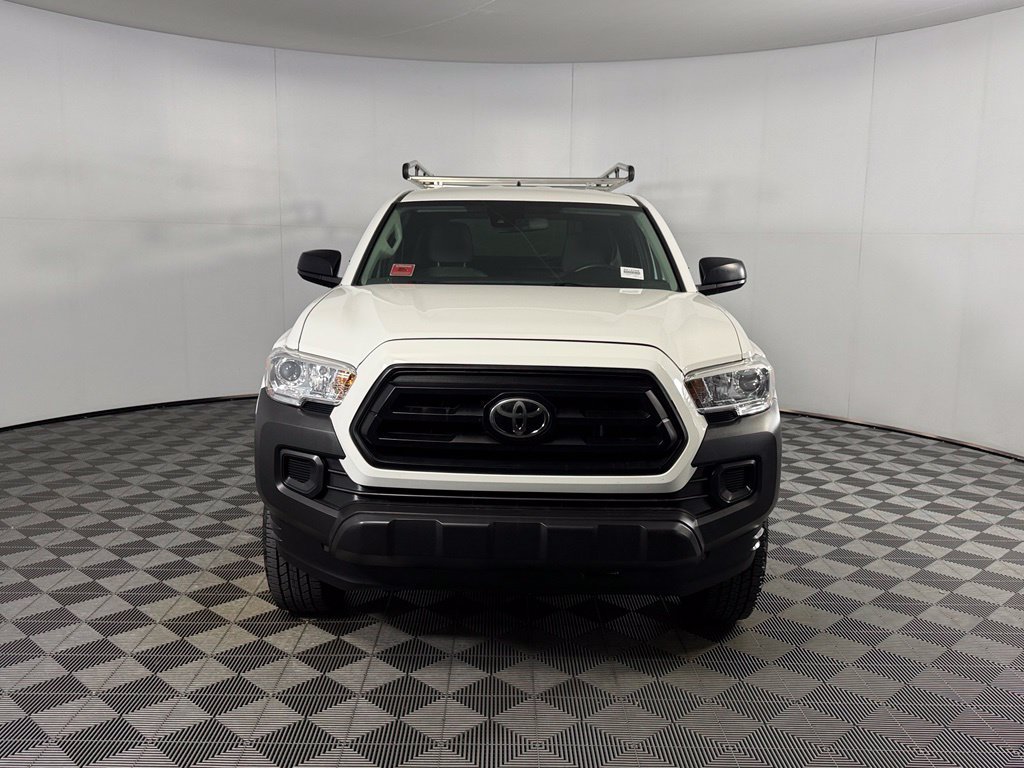 Used 2023 Toyota Tacoma SR RWD image 3