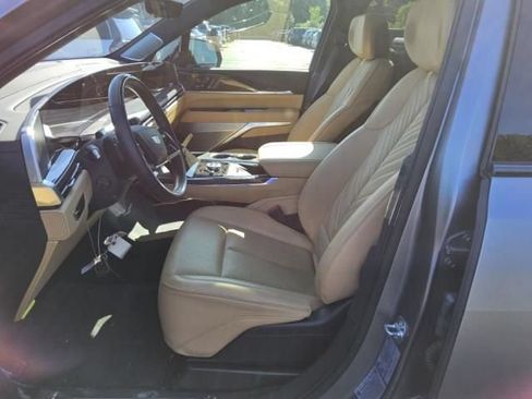 Used 2026 Cadillac Escalade IQ Sport 2 AWD/4WD image 10