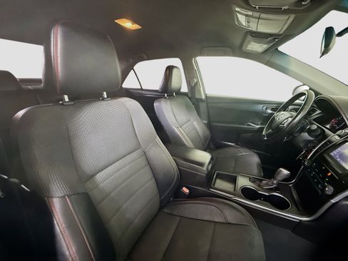 Used 2016 Toyota Camry SE image 28