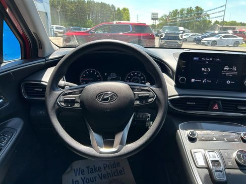 Used 2023 Hyundai Santa Fe SE AWD/4WD image 10