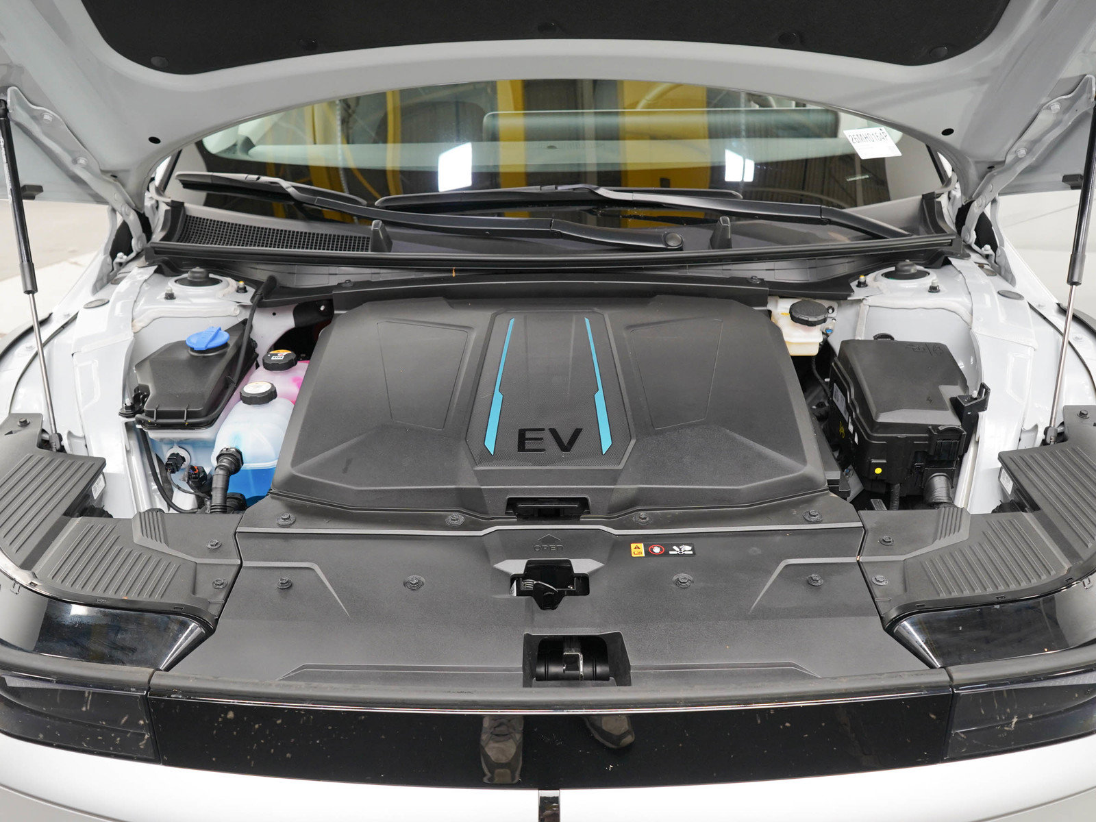 Certified 2023 Hyundai Ioniq 5 SE AWD/4WD image 29