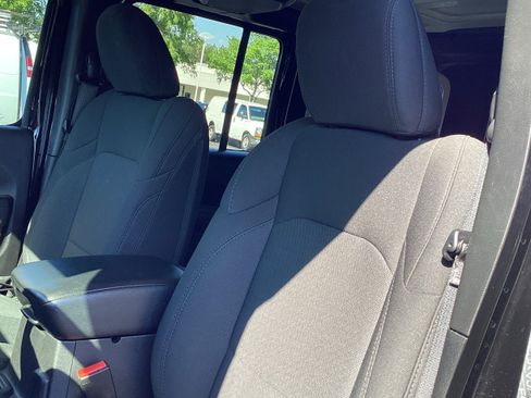 Used 2023 Jeep Wrangler Unlimited Sport AWD/4WD image 21