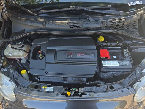 Used 2015 FIAT 500 Sport FWD image 25