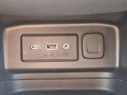 Certified 2024 Chevrolet Equinox LT w/ LPO, Floor Liner Package FWD image 25