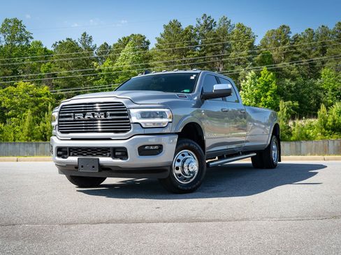 Used 2022 RAM 3500 Laramie AWD/4WD image 1