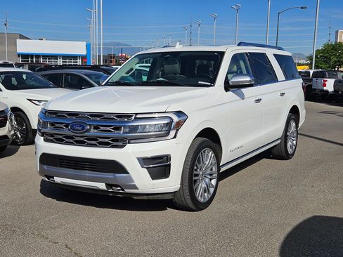 Used 2023 Ford Expedition Max Platinum AWD/4WD image 8