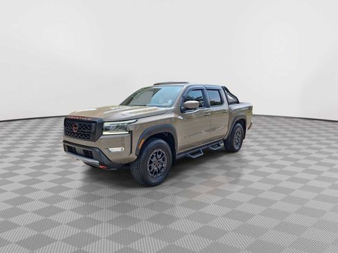 Used 2023 Nissan Frontier PRO-4X w/ Pro-4X Premium Package AWD/4WD image 7