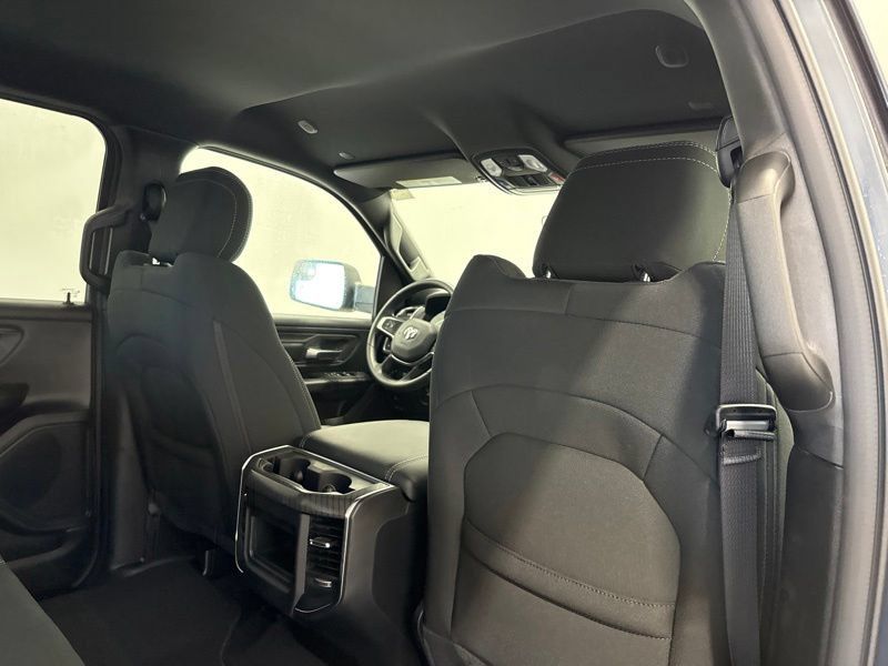 New 2026 RAM 1500 Express AWD/4WD image 13