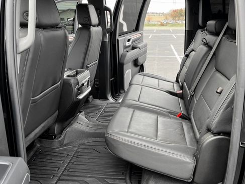 Used 2025 GMC Sierra 2500 Denali image 18