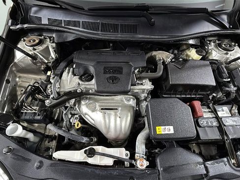 Used 2017 Toyota Camry XLE image 35