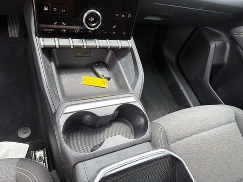 Used 2026 GMC Terrain Elevation w/ Black Edition FWD image 33