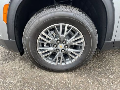 New 2026 Chevrolet Traverse LT image 21
