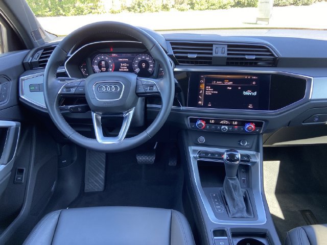 Used 2020 Audi Q3 2.0T Premium AWD/4WD image 14