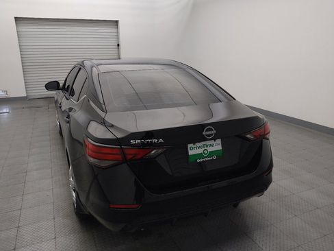 Used 2025 Nissan Sentra S image 6