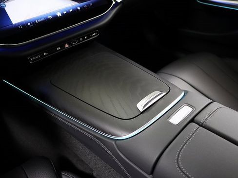 New 2026 Mercedes-Benz E 450 4MATIC Sedan image 23