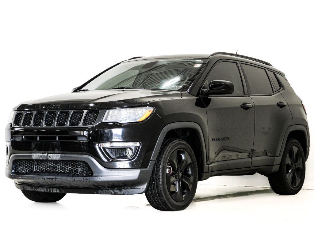 Used 2021 Jeep Compass Latitude w/ Sun and Sound Group AWD/4WD image 3