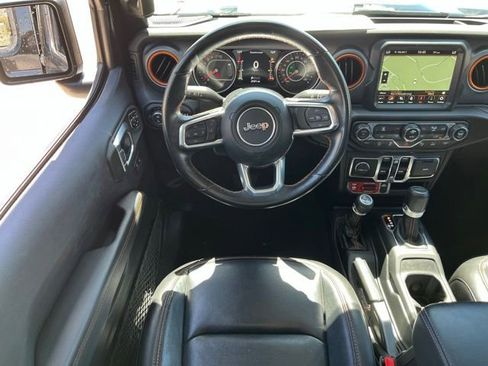 Used 2021 Jeep Gladiator Mojave AWD/4WD image 11