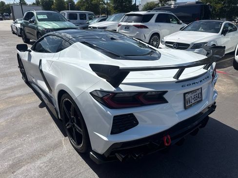Used 2022 Chevrolet Corvette Stingray Preferred Cpe w/ Z51 Performance Package RWD image 6