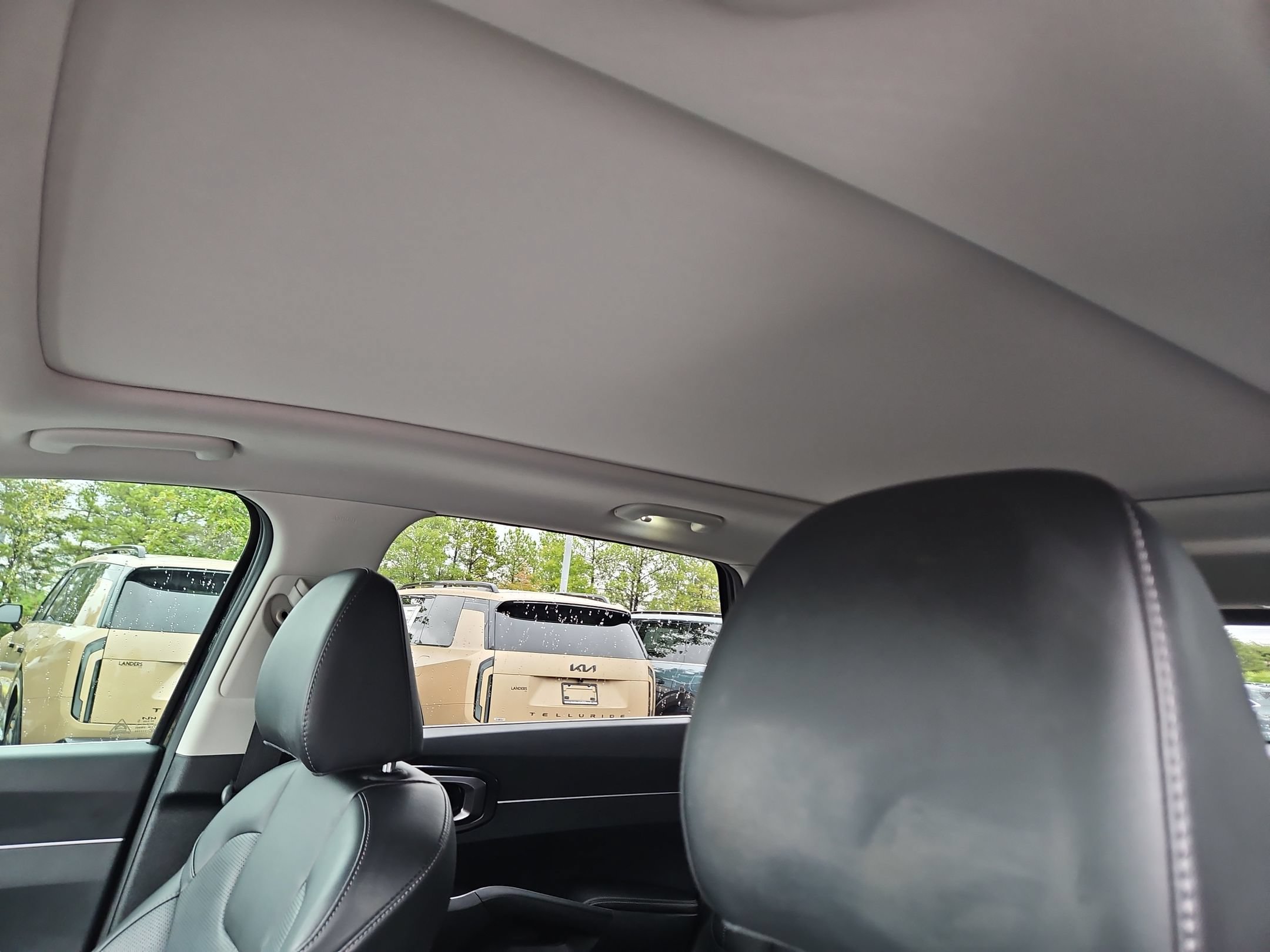 Used 2025 Kia Sorento S w/ Panoramic Sunroof Package FWD image 25