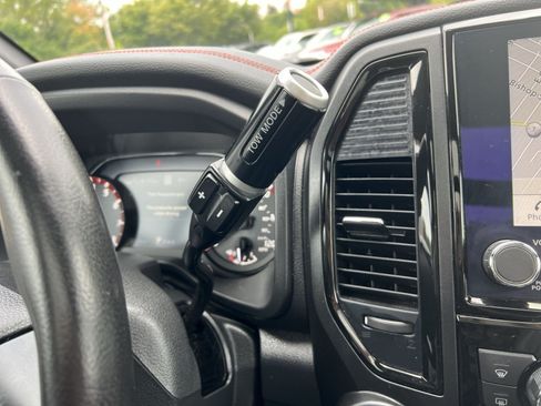 Used 2021 Nissan Titan PRO-4X w/ Pro-4x Convenience Package AWD/4WD image 22