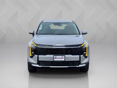 New 2026 Kia Sportage S image 2