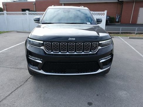 Used 2024 Jeep Grand Cherokee Summit image 12