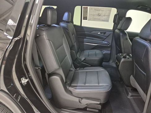 New 2026 Chevrolet Traverse LT w/ Midnight/Sport Edition image 28