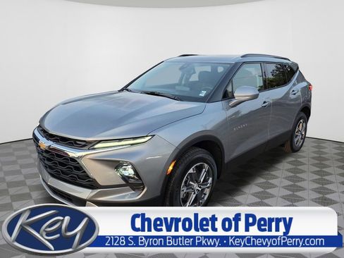 New 2026 Chevrolet Blazer LT w/ Convenience Package image 1