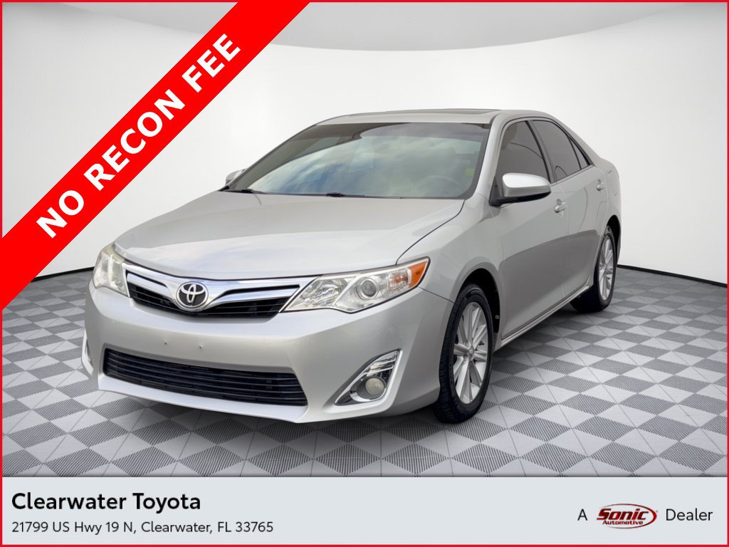 Used 2014 Toyota Camry XLE FWD image 1