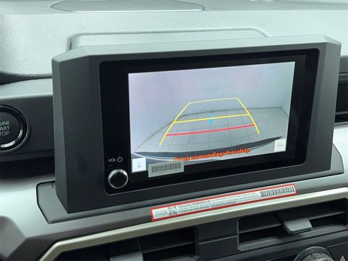 Used 2025 Toyota Tacoma SR5 image 25