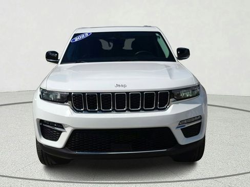 Used 2023 Jeep Grand Cherokee Limited image 2