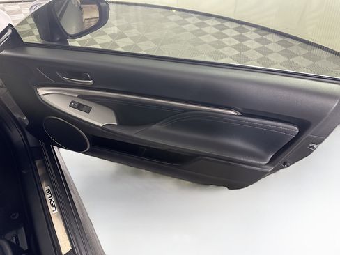 Used 2016 Lexus RC 350 RWD image 31