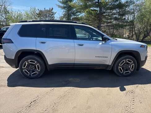 New 2026 Jeep Cherokee Limited AWD/4WD image 6
