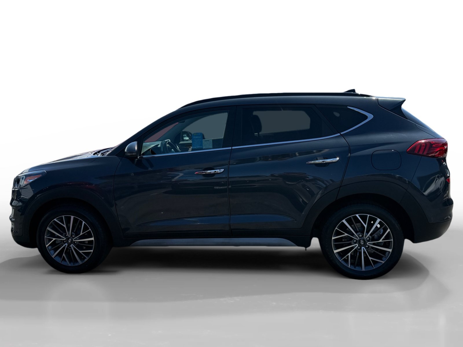 Used 2021 Hyundai Tucson Ultimate FWD image 2
