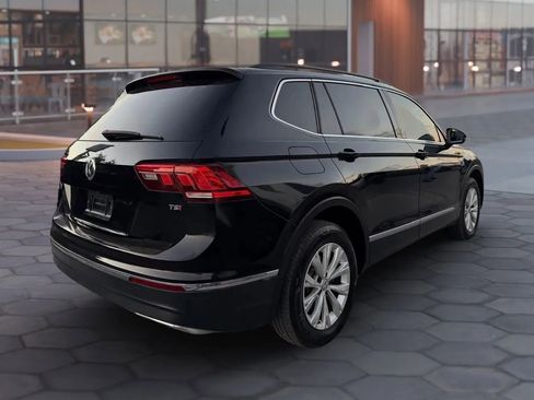 Used 2018 Volkswagen Tiguan SEL image 4
