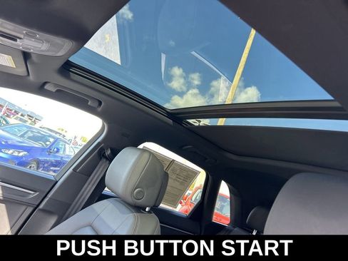 Used 2020 Audi Q3 2.0T Premium Plus w/ Premium Plus Package image 11