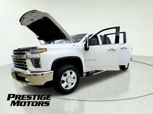 Used 2021 Chevrolet Silverado 2500 LTZ w/ LTZ Premium Package AWD/4WD image 10