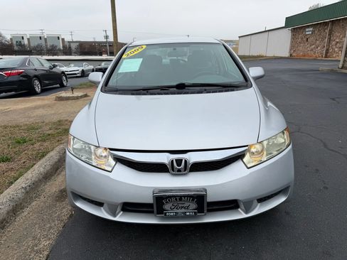 Used 2009 Honda Civic LX image 2