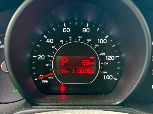 Used 2018 Kia Soul w/ Convenience Package FWD image 9