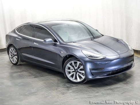 Used 2020 Tesla Model 3 Standard Range image 5