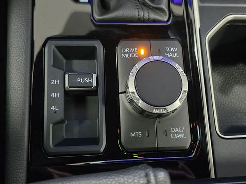 Used 2025 Toyota Tundra Limited image 45