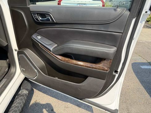 Used 2019 Chevrolet Suburban LT w/ Off-Road Package AWD/4WD image 25