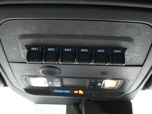 Used 2022 Ford Bronco Badlands image 30