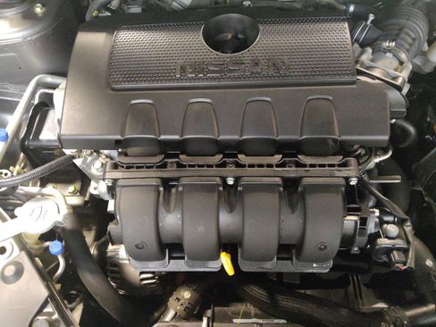 Used 2017 Nissan Sentra SV w/ Driver's Assist Package FWD image 30