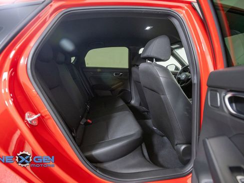 Used 2025 Honda Civic Sport image 35